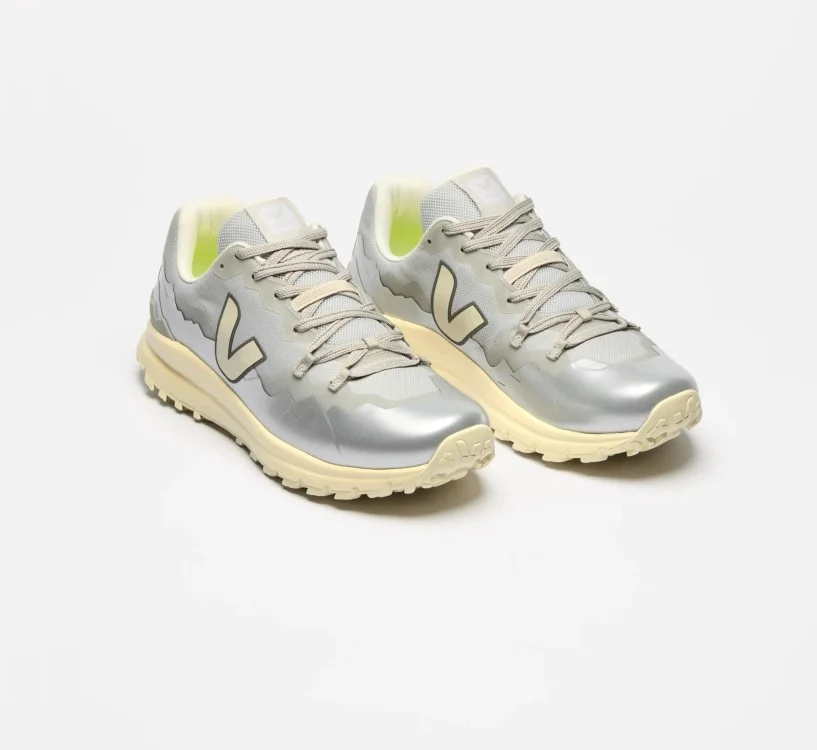 Tênis VEJA Feminino Fitz Roy Light Trek Shell Pierre Silver VEJA - VERT Oficial 2