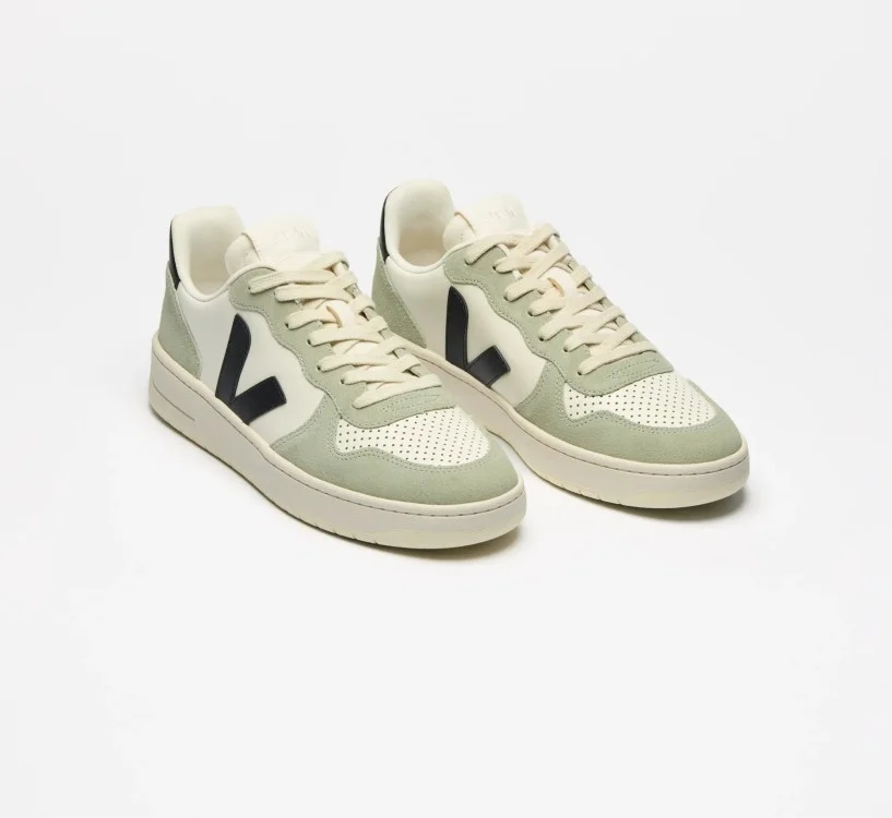 Tênis VEJA Feminino V-10 Couro Preto Puro Clay VEJA - VERT Oficial 2