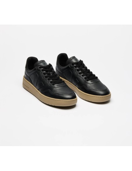 Tênis VEJA Feminino V-90 Couro Preto Dune VEJA - VERT Oficial