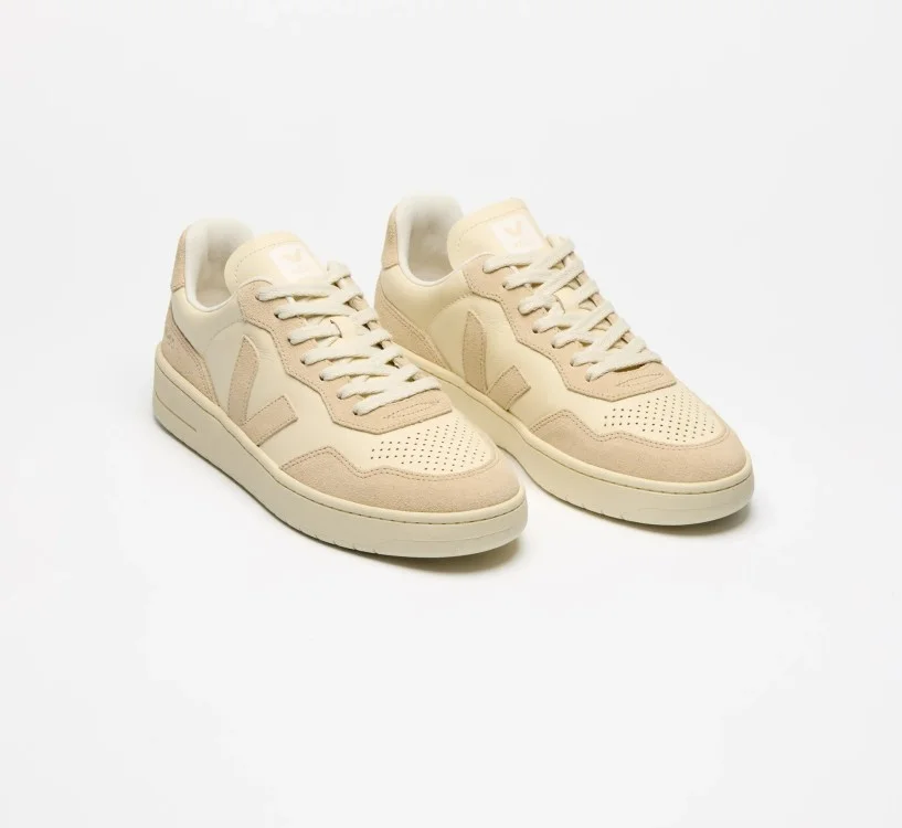 Tênis VEJA Feminino V-90 Couro Cashew Oat VEJA - VERT Oficial 2