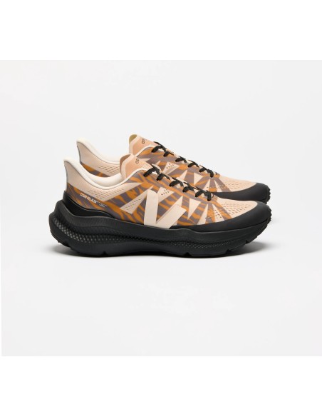 Tênis Masculino VEJA Condor 3 Advanced X Cesar Villalba - Areia Cashew Ouro