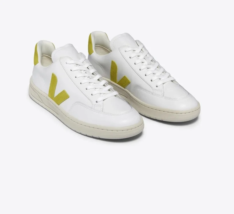 Tênis VEJA masculino V-12 branco com detalhe liquor - VEJA - VERT 2