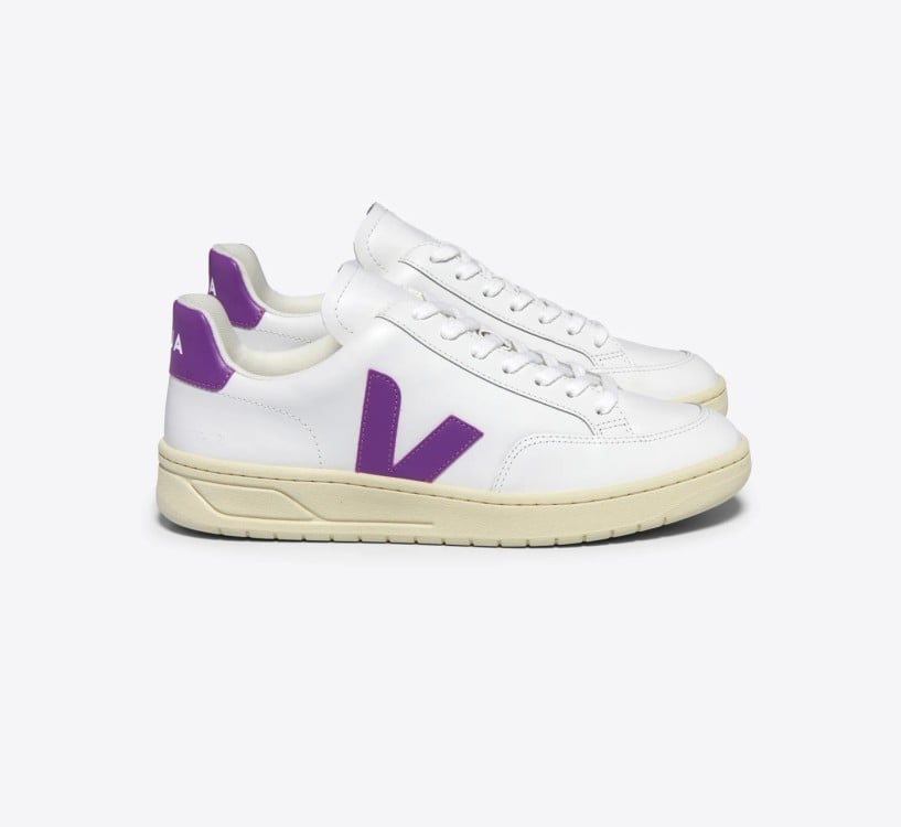 Tênis VEJA feminino V-12 branco com detalhe roxo - VEJA - VERT