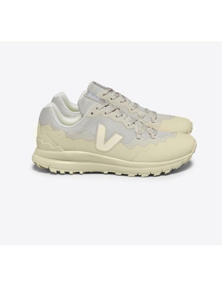Tênis VEJA feminino Fitz Roy trilha bege - VERT