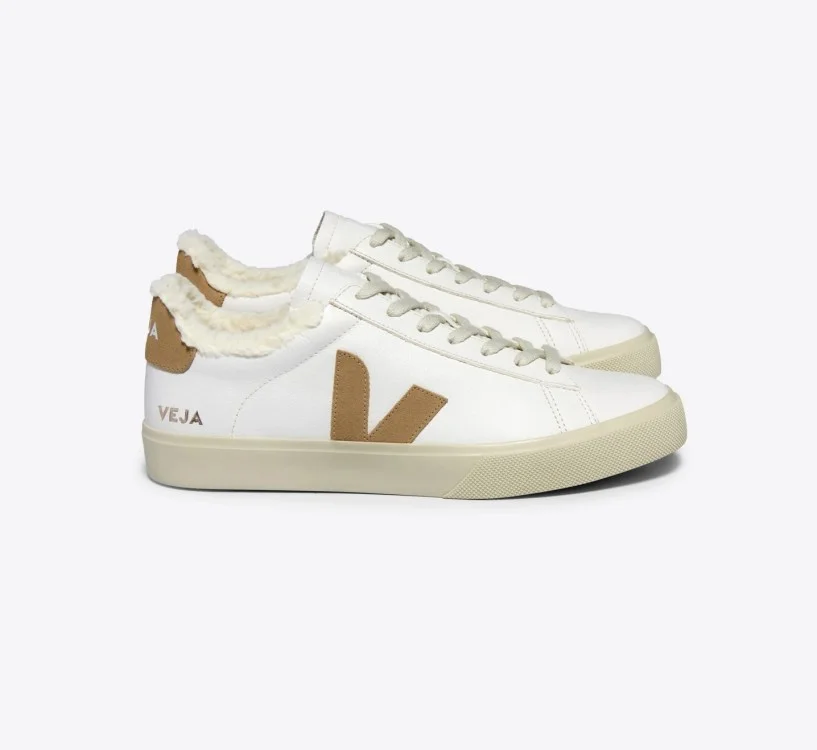 Tênis VEJA feminino Campo couro com pelego branco e bege - VERT