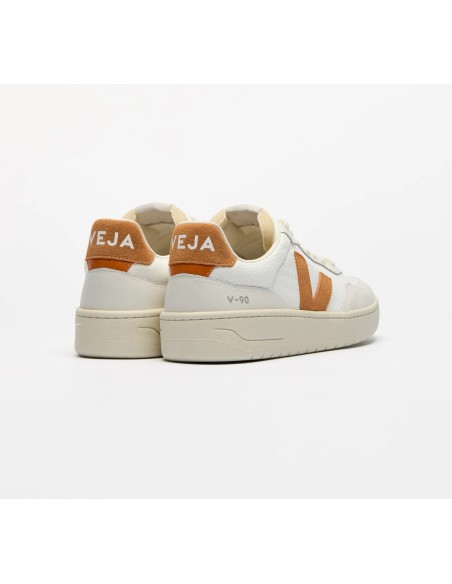 Tênis VEJA feminino V-90 branco com detalhe marrom - VEJA - VERT