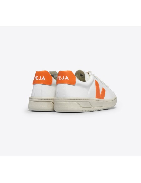 Tênis VEJA feminino URCA branco com detalhe laranja - VEJA - VERT