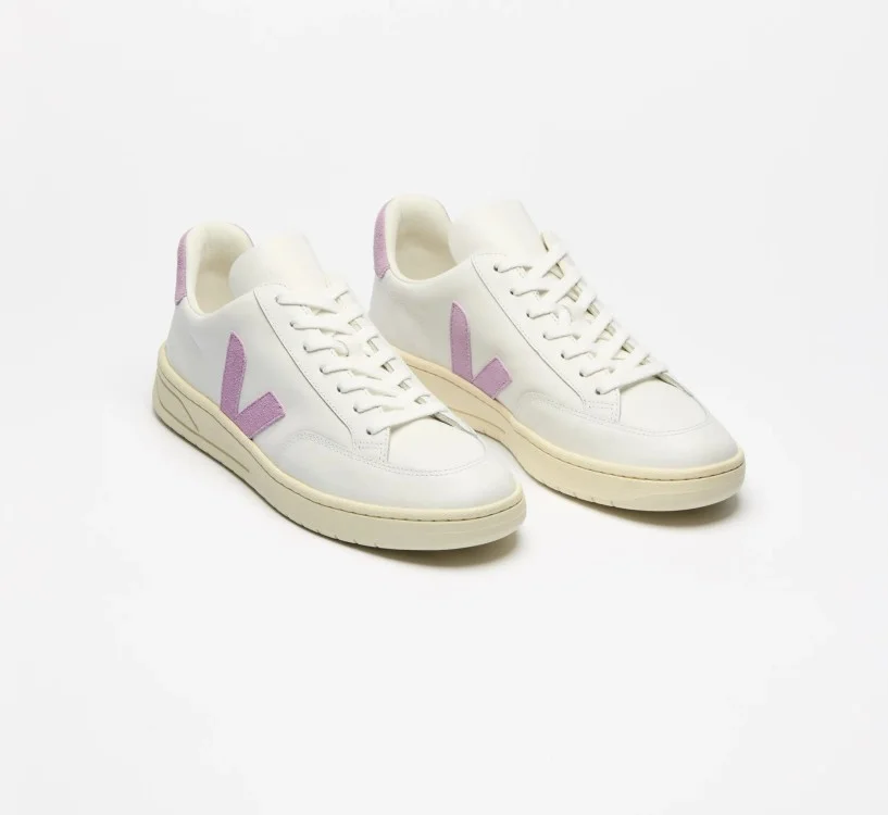 Tênis VEJA feminino V-12 couro branco e lilás - Oficial 2