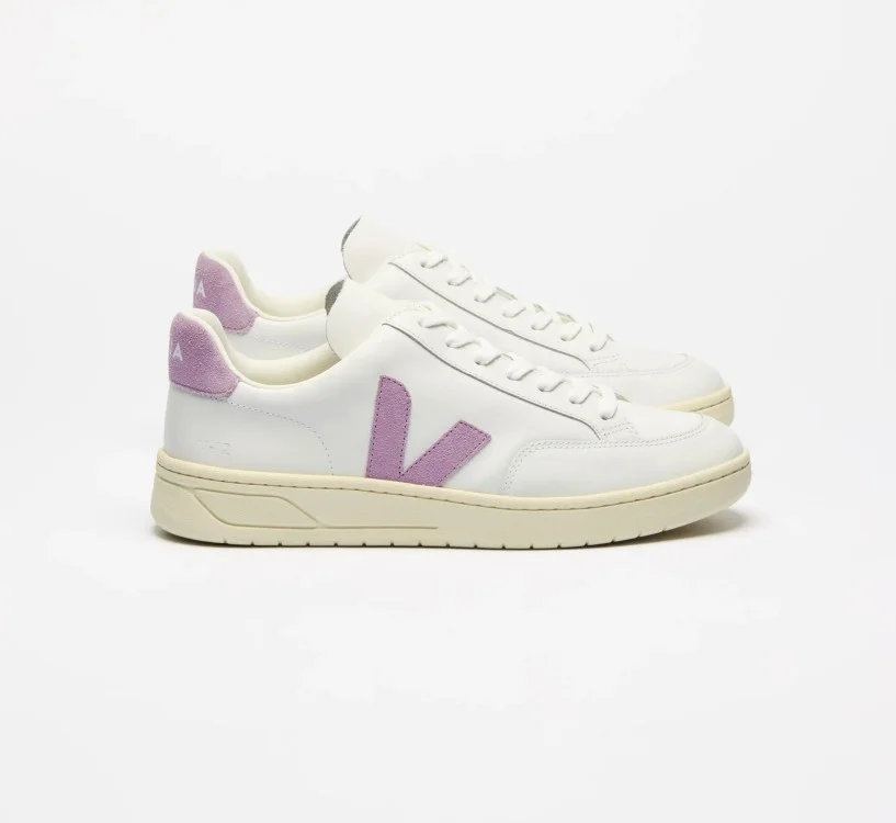 Tênis VEJA feminino V-12 couro branco e lilás - Oficial