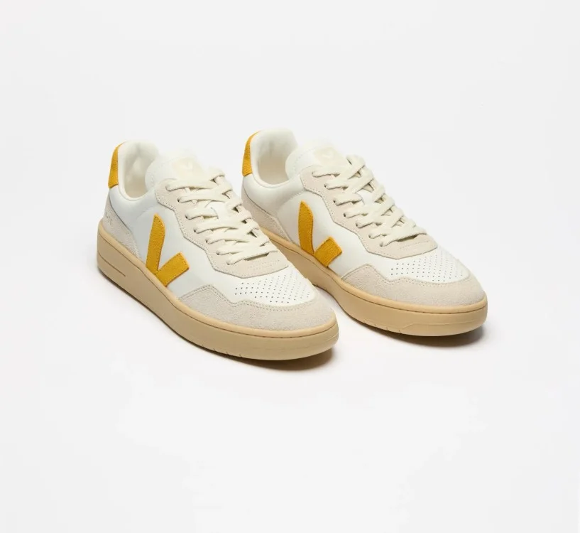Tênis VEJA feminino V-90 couro branco e caramelo - Oficial 2
