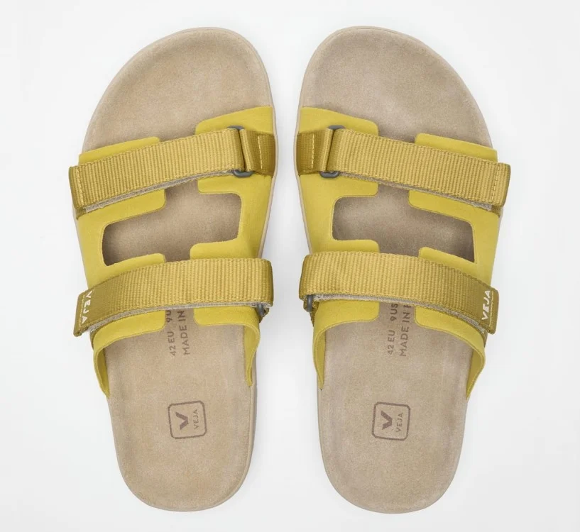 Sandália VEJA Feminina Arpoador suede liquor ocre - VERT Oficial 2