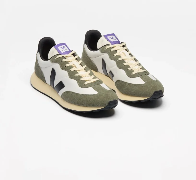 Tênis VEJA Feminino Rio Branco II preto e verde - VERT 2