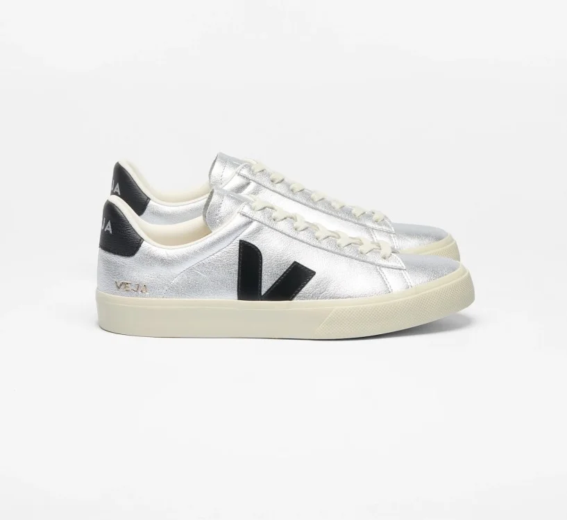 Tênis VEJA Feminino Campo couro prata e preto VEJA - VERT