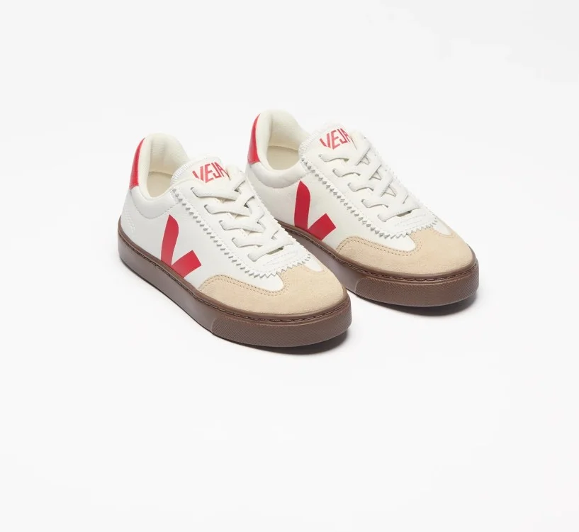 Tênis VEJA Volley Júnior branco e vermelho VEJA - VERT Oficial 2