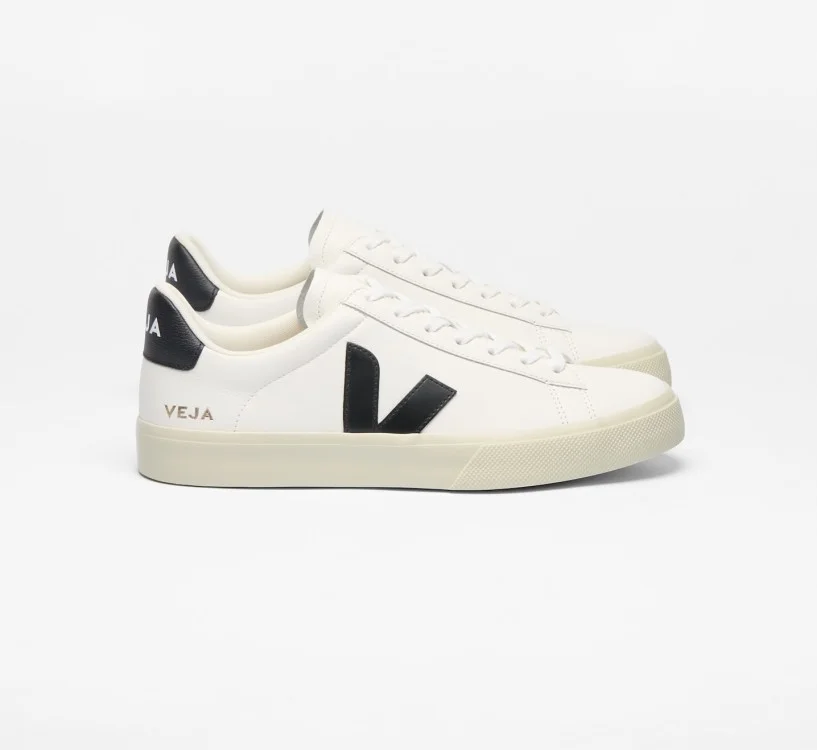 Tênis VEJA Feminino Campo Couro Branco Preto VEJA - VERT Oficial