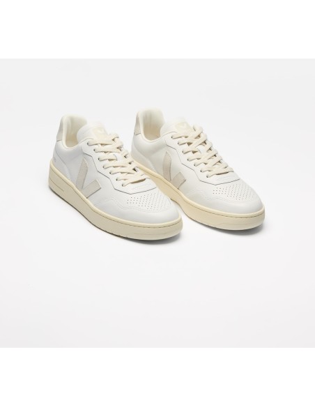 Tênis VEJA Feminino V-90 Couro Branco Natural VEJA - VERT Oficial