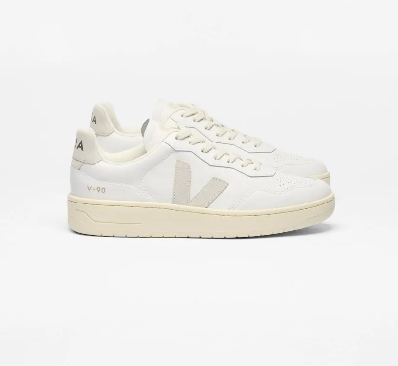 Tênis VEJA Feminino V-90 Couro Branco Natural VEJA - VERT Oficial