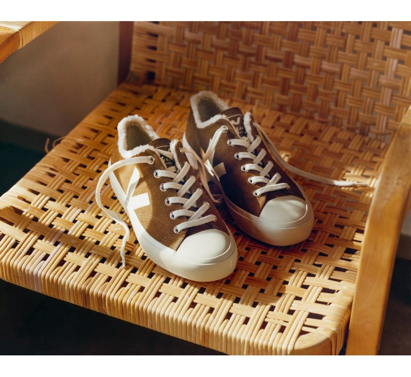 Tênis VEJA Masculino V-90 Couro Branco California VEJA - VERT Oficial