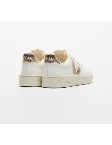 Tênis VEJA Feminino V-10 Prime branco e dourado - VERT Oficial