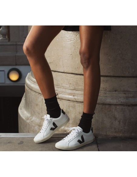 Tênis VEJA Feminino Esplar Couro Branco Preto VEJA - VERT Oficial