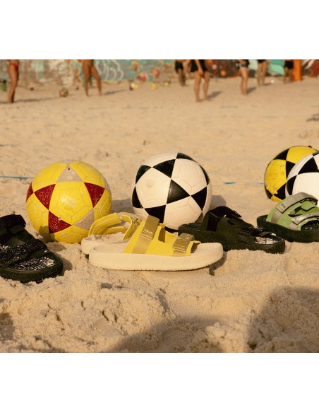 Sandália VEJA Masculina Arpoador suede liquor ocre - VERT Oficial