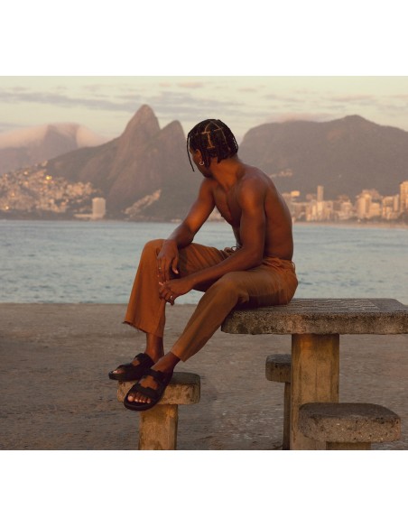 Sandália VEJA Feminina Arpoador suede preta - VERT Oficial