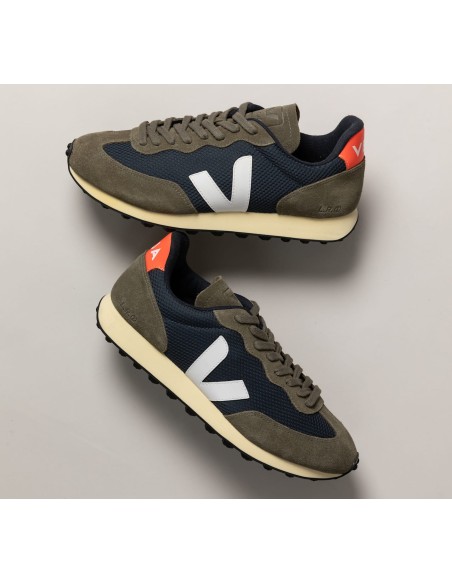 Tênis VEJA Feminino Rio Branco Alveomesh Nautico Branco Orange Fluo VEJA - VERT Oficial