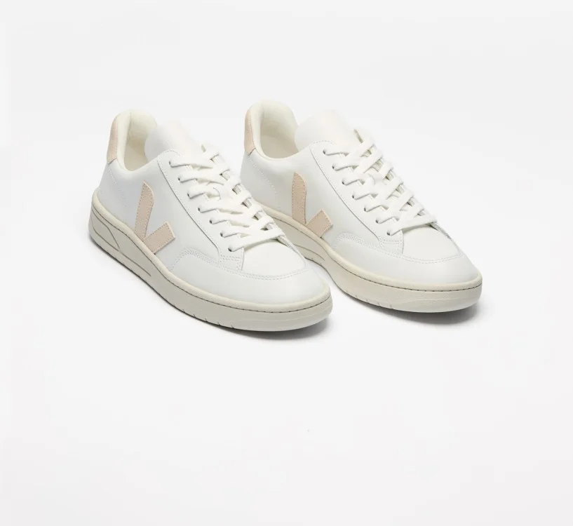 Tênis VEJA Feminino V-12 Couro Branco Sable VEJA - VERT Oficial 2