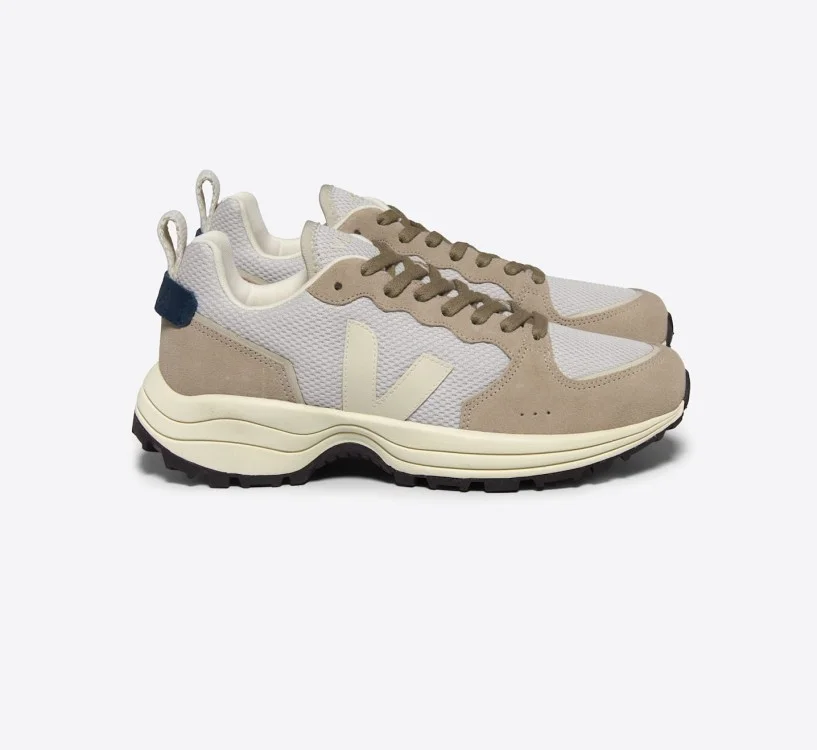Tênis VEJA Feminino Venturi II Alveomesh Light Grey Pierre Nautico VEJA - VERT Oficial