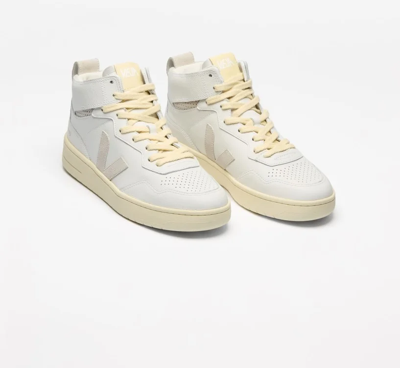 Tênis VEJA Feminino V-95 Couro Branco Natural VEJA - VERT Oficial 2
