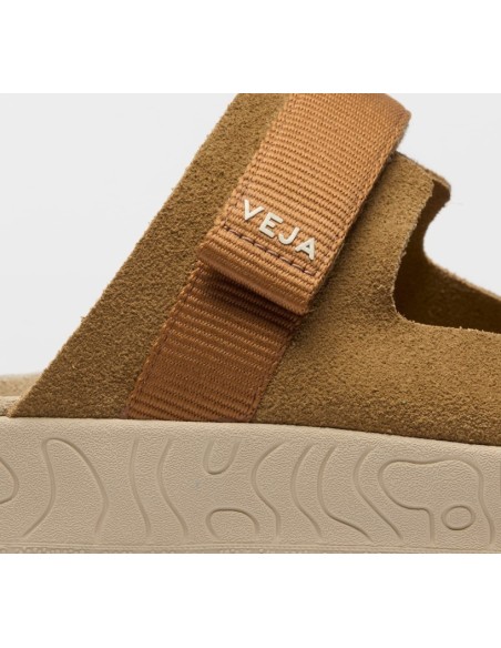 Sandália VEJA VERT Feminina Arpoardor Camurça Tent Cognac