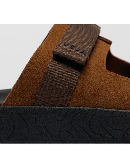 Sandália VEJA VERT Masculina Arpoardor Camurça Cognac Preto