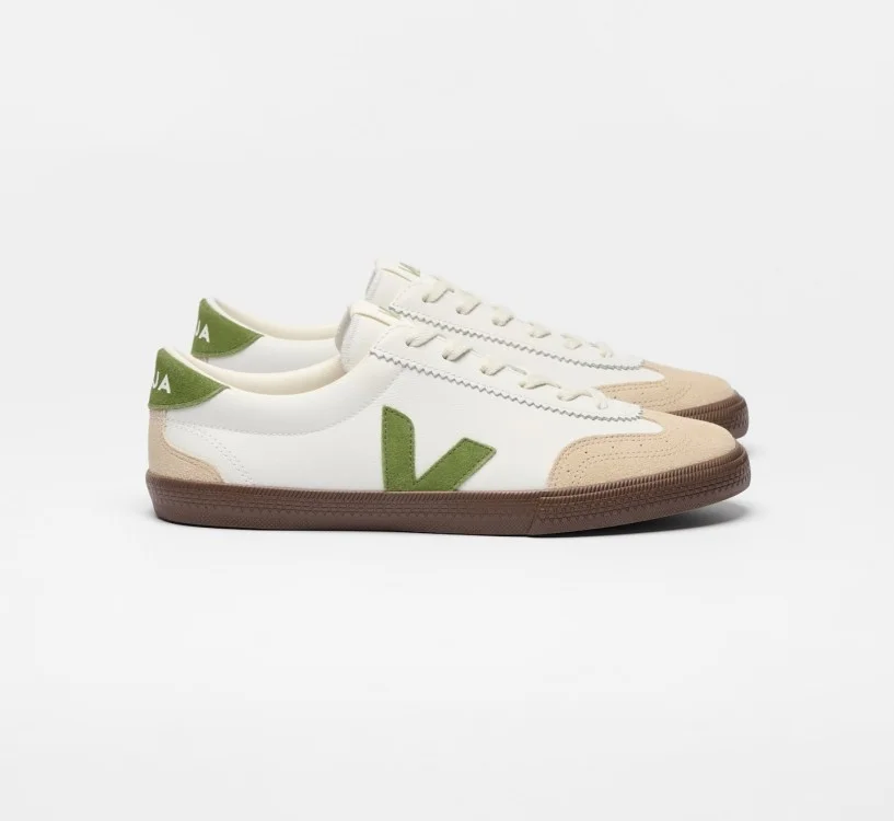 Tênis VEJA VERT Feminino Volley Couro Branco Verde Marrom