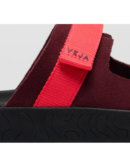 Tênis VEJA VERT Feminino Arpoador Camurça Amarante Rosa Fluo Preto