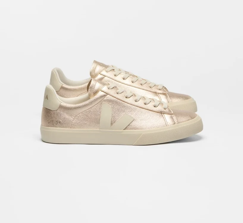 Tênis VEJA VERT Feminino Campo Couro Prateado