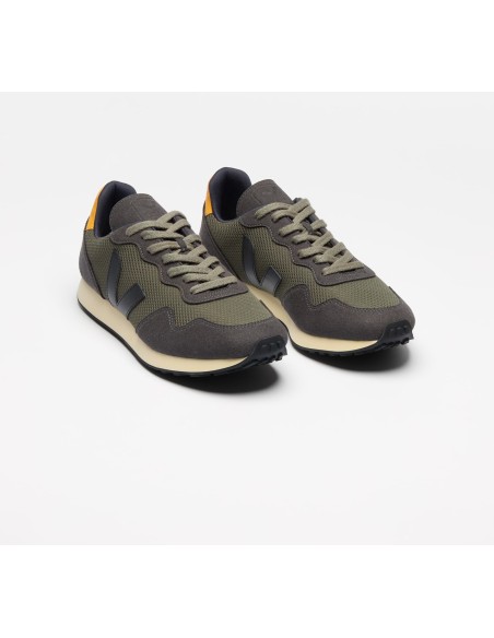 Tênis VEJA Masculino SDU Alveomesh Kaki Preto Ouro VEJA - VERT