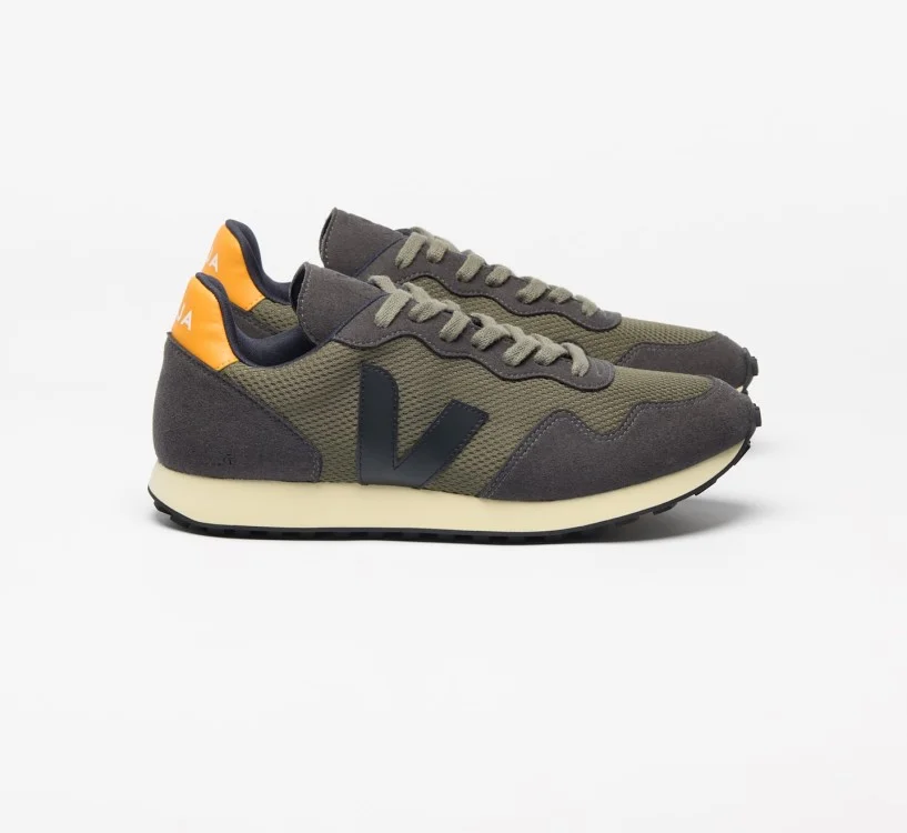 Tênis VEJA Masculino SDU Alveomesh Kaki Preto Ouro VEJA - VERT