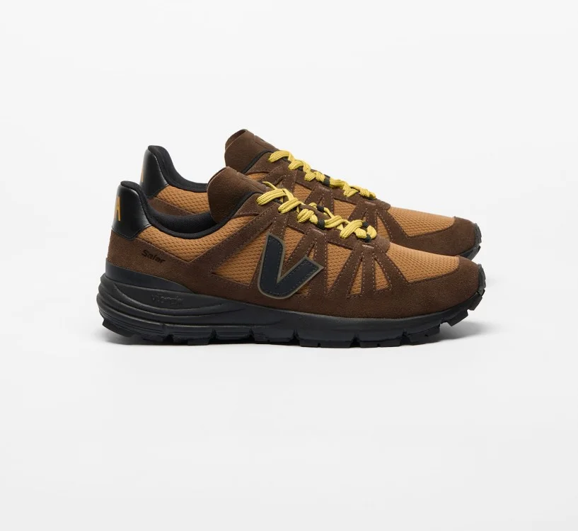 Tênis VEJA VERT Masculino Salar Alveomesh Bege Preto