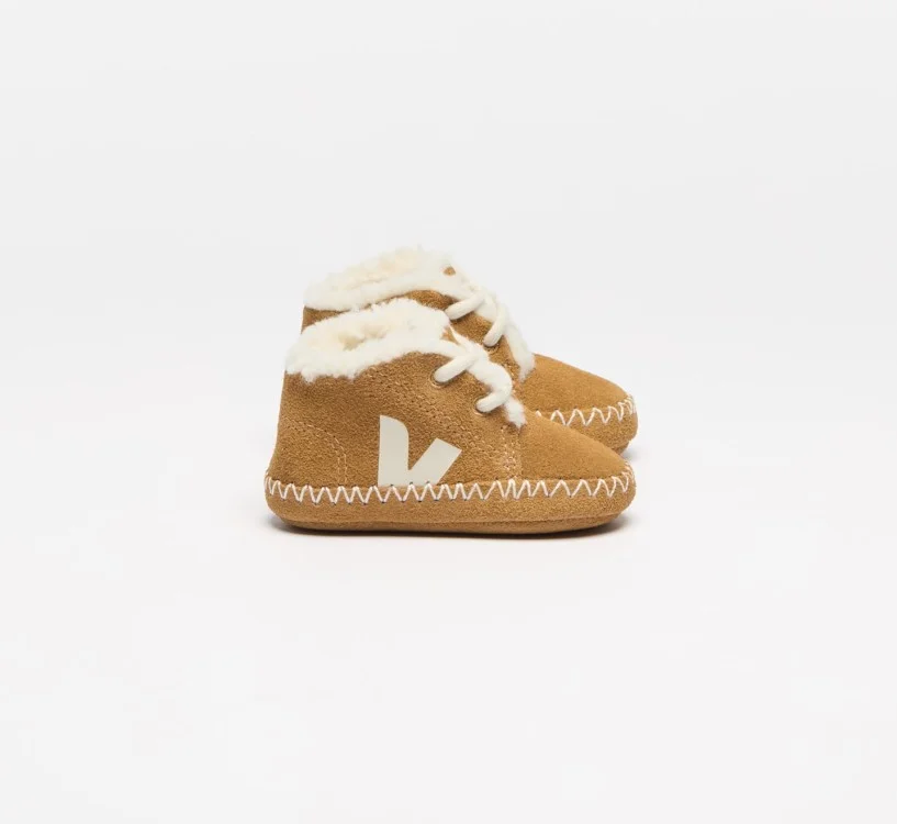 Tênis VEJA Infantil Baby Fured Couro Camurça Camel Pierre
