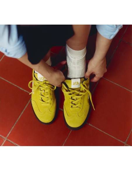 Tênis VEJA Feminino Volley Suede Liquor Pierre Eagle VEJA - VERT Oficial