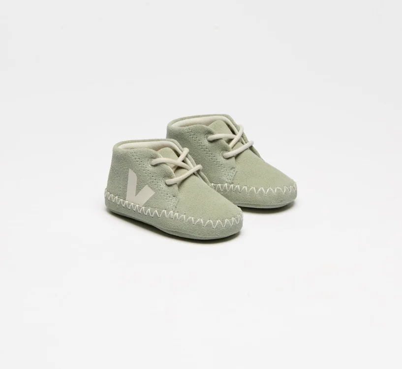 Tênis VEJA Infantil Baby Suede Clay Pierre VEJA - VERT Oficial 2