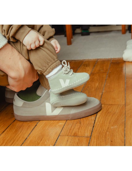 Tênis VEJA Infantil Baby Suede Clay Pierre VEJA - VERT Oficial