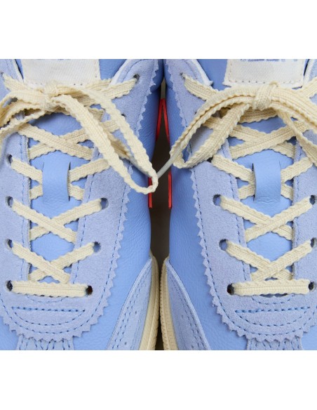 Tênis VEJA Feminino Volley Couro Olympe Laranja Fluo Calcaire