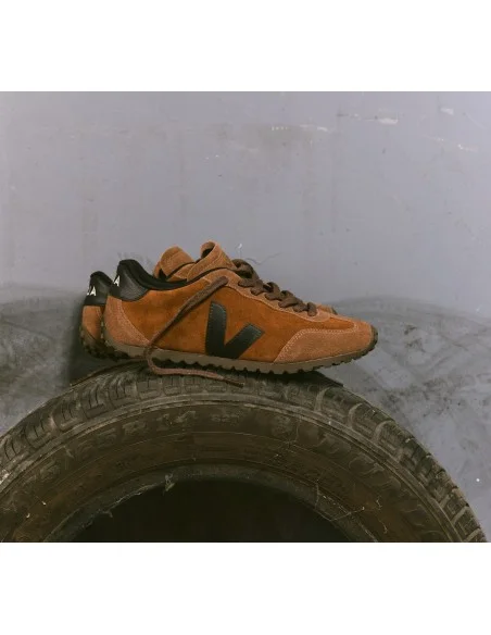 Tênis VEJA VERT Masculino GT Camurça Cognac Preto