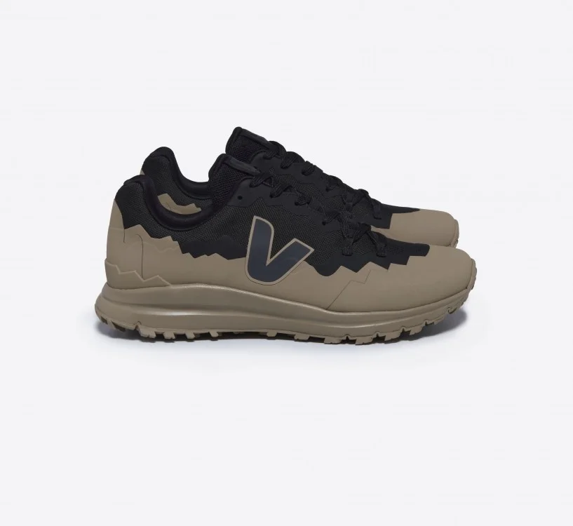 Tênis VEJA Masculino Fitz Roy Trek Shell Preto Grafite Dune VEJA - VERT Oficial