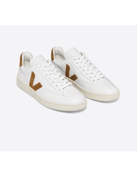 Tênis VEJA Feminino V-12 Couro Branco Camel VEJA - VERT Oficial
