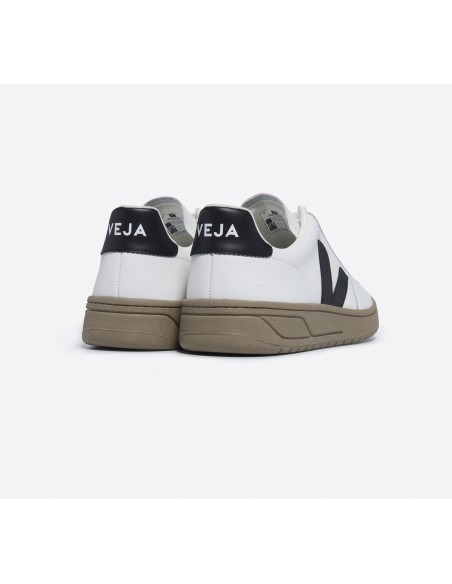 Tênis VEJA Feminino V-12 Couro Branco Preto Dune VEJA - VERT Oficial