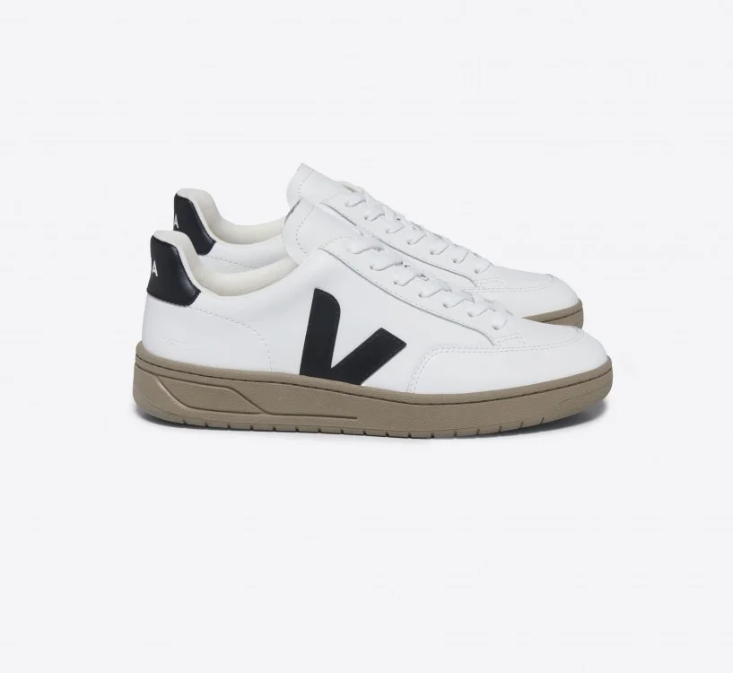 Tênis VEJA Masculino V-12 Couro Branco Preto Dune VEJA - VERT Oficial