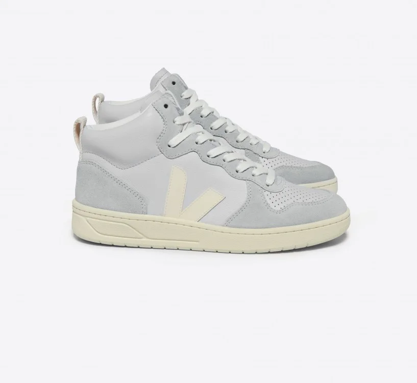 Tênis VEJA Feminino V-15 Couro Pearl Cashew VEJA - VERT Oficial