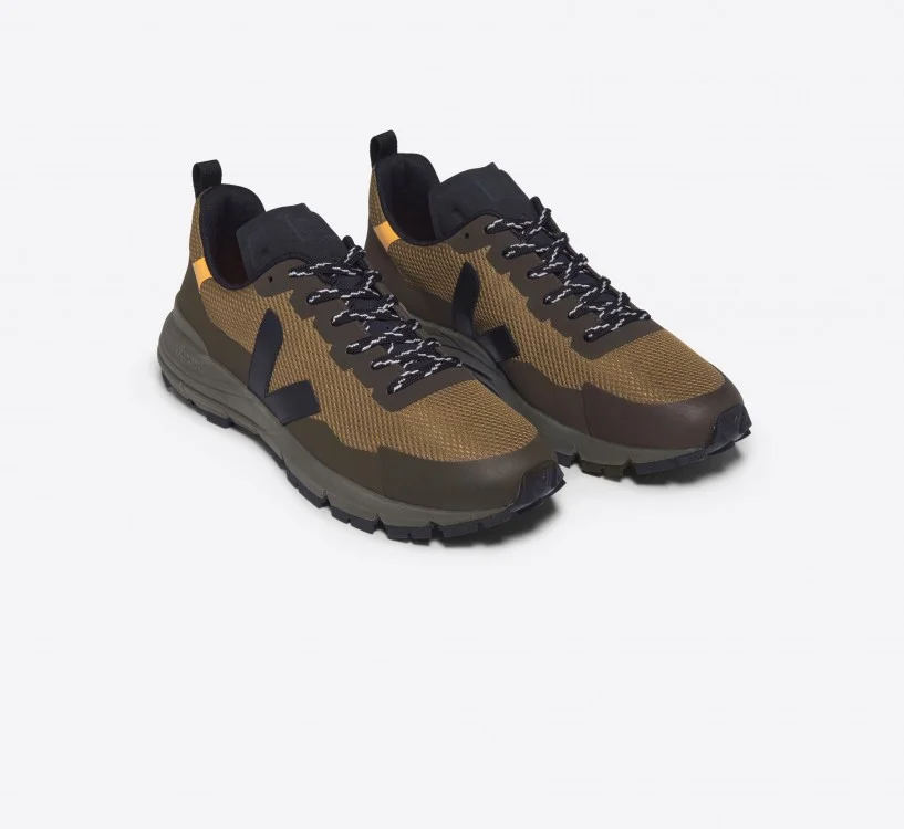 Tênis VEJA Feminino Dekkan Alveomesh Tent Preto Ouro VEJA - VERT Oficial 2